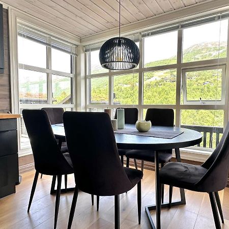 Lovise Mountain Apartment Странда Екстериор снимка
