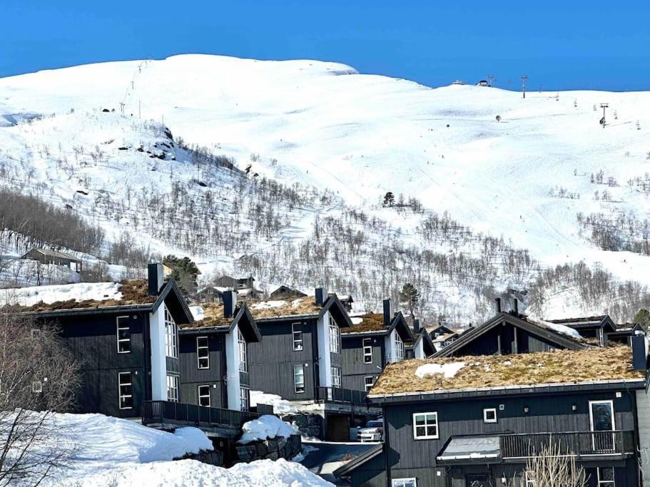 Lovise Mountain Apartment Странда Екстериор снимка